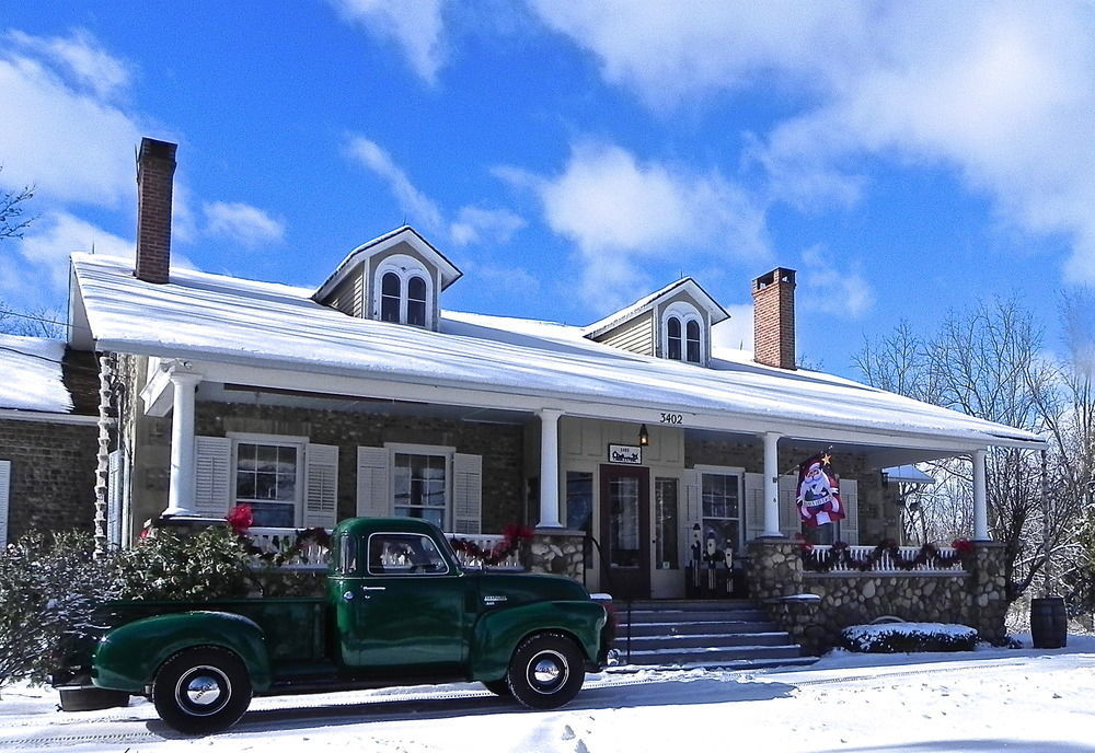 1837 Cobblestone Cottage Канандейгуа Экстерьер фото